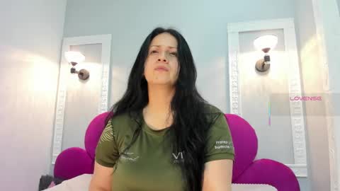 Snapshot of ambbermoon chatting on March 2025 03:29:02 AM online show from March 2025 03:29:02 AM