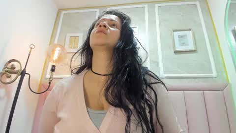 Snapshot of ambbermoon chatting on November 2025 03:38:02 AM online show from November 2025 03:38:02 AM