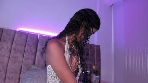 Snapshot of ambeer_fox_ chatting on May 2026 02:23:02 PM Amber online show from May 2026 02:23:02 PM