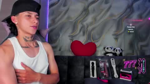 Snapshot of amber_adams_ chatting on May 2026 06:46:02 PM Amber online show from May 2026 06:46:02 PM