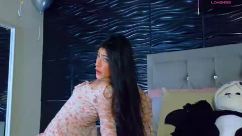 amber_bull online show from January 2026 12:09:02 PM