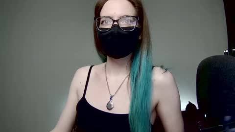 Amber non-nude model online show from February 2025 03:09:01 AM