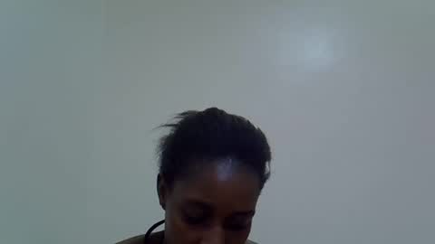 Snapshot of amber_cutie2 chatting on March 2025 10:42:01 PM amber_cutie2 online show from March 2025 10:42:01 PM