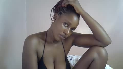 Snapshot of amber_cutie2 chatting on October 2025 10:52:02 AM amber_cutie2 online show from October 2025 10:52:02 AM