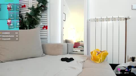 Snapshot of amber_foks chatting on January 2025 11:35:02 AM Amber online show from January 2025 11:35:02 AM