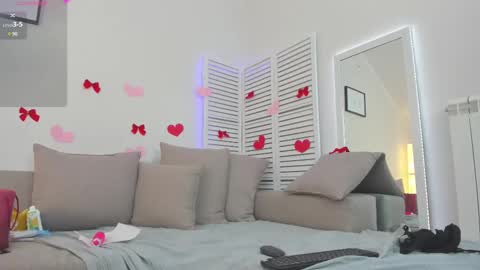 Snapshot of amber_foks chatting on February 2025 11:25:02 AM Amber online show from February 2025 11:25:02 AM