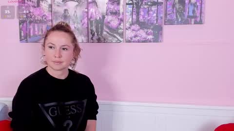 Snapshot of amber_foks chatting on September 2025 08:05:01 AM Amber online show from September 2025 08:05:01 AM