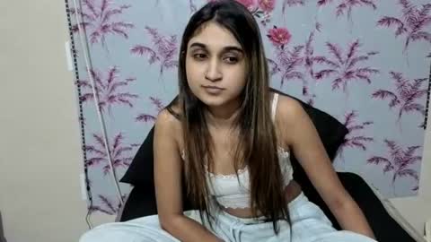 Snapshot of amber_rose06 chatting on June 2026 04:47:01 AM Amber online show from June 2026 04:47:01 AM