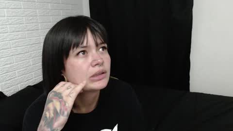 Snapshot of amber_rouss chatting on January 2025 05:05:02 AM ROUSS online show from January 2025 05:05:02 AM