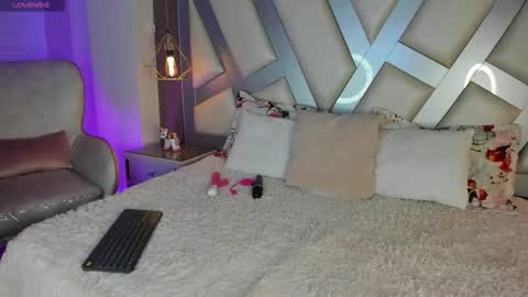 Tell me Amber online show from November 2025 02:12:02 AM