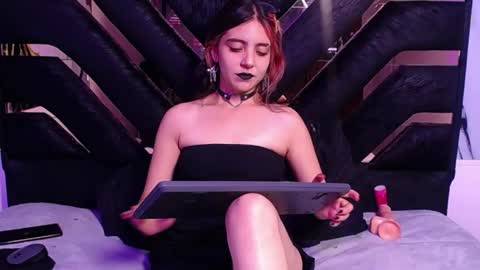 Snapshot of amberblackcs01 chatting on April 2026 02:56:02 PM amber online show from April 2026 02:56:02 PM