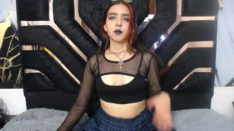 Snapshot of amberblackcs01 chatting on May 2026 02:22:02 PM amber online show from May 2026 02:22:02 PM