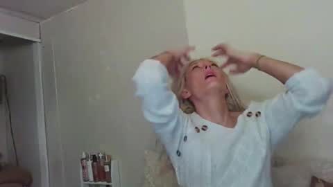 Kaligirll online show from November 2025 09:29:01 AM