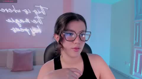 Snapshot of amberfarrell chatting on July 2026 08:47:01 PM Amber online show from July 2026 08:47:01 PM