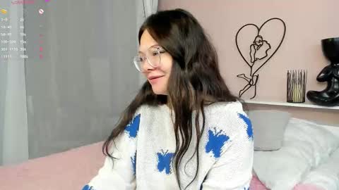 Snapshot of ambergothsly chatting on September 2025 09:53:02 AM Taya online show from September 2025 09:53:02 AM