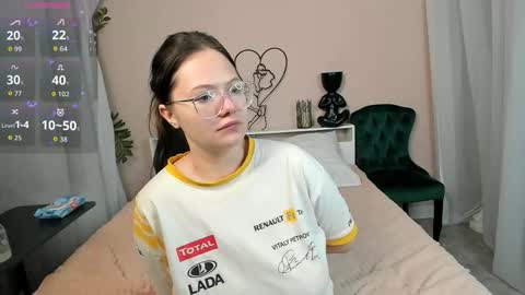 Snapshot of ambergothsly chatting on September 2025 06:19:02 AM Taya online show from September 2025 06:19:02 AM