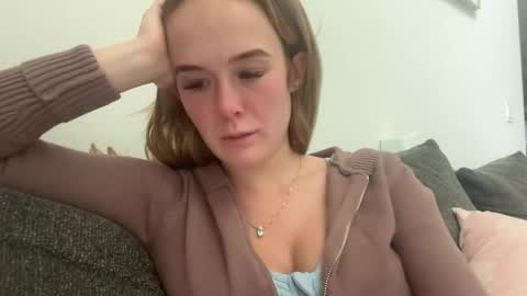 Amber online show from November 2025 09:37:01 PM