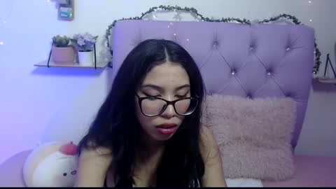 Amber Jeong online show from February 2025 10:12:01 PM