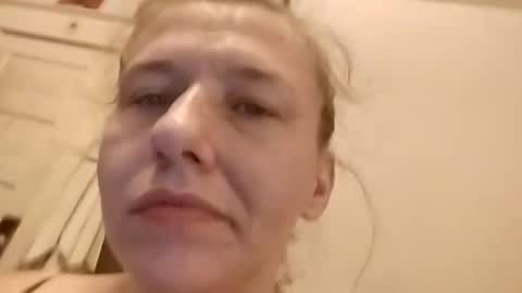 Snapshot of amberjohnson1387 chatting on November 2025 08:02:01 AM amberjohnson1387 online show from November 2025 08:02:01 AM