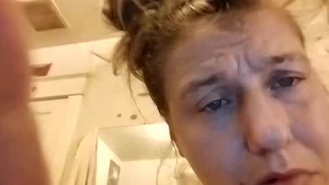 Snapshot of amberjohnson1387 chatting on December 2025 01:11:01 AM amberjohnson1387 online show from December 2025 01:11:01 AM