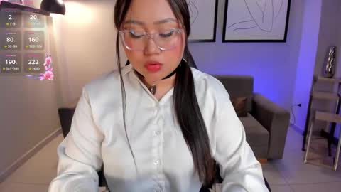 Snapshot of amberlewis_ chatting on February 2025 06:33:01 AM Amber online show from February 2025 06:33:01 AM