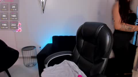 Snapshot of amberlewis_ chatting on March 2025 03:13:02 AM Amber online show from March 2025 03:13:02 AM