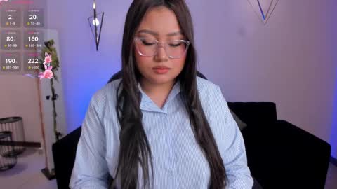 Snapshot of amberlewis_ chatting on March 2025 03:17:01 AM Amber online show from March 2025 03:17:01 AM