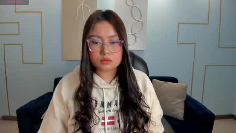 Snapshot of amberlewis_ chatting on March 2025 03:02:02 AM Amber online show from March 2025 03:02:02 AM