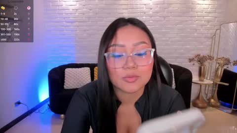 Snapshot of amberlewis_ chatting on September 2025 03:11:01 AM Amber online show from September 2025 03:11:01 AM