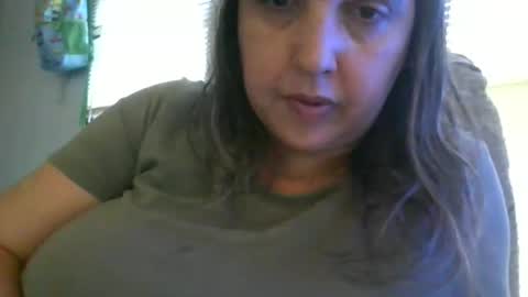 Snapshot of amberlixen chatting on December 2025 12:58:02 PM amberlixen online show from December 2025 12:58:02 PM