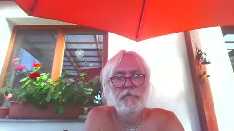 Amberr11 online show from July 2026 01:52:01 PM