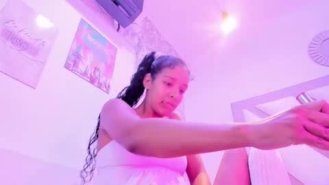 Snapshot of amberr_sweet_ chatting on November 2025 09:25:02 PM Amberr Sweet online show from November 2025 09:25:02 PM