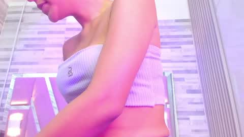 Snapshot of amberr_sweett chatting on May 2026 07:19:01 PM Amber online show from May 2026 07:19:01 PM