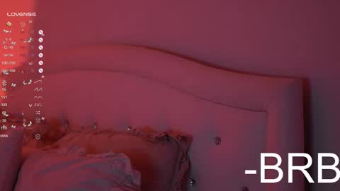 Snapshot of ambershoney chatting on March 2026 08:52:01 PM Amber online show from March 2026 08:52:01 PM