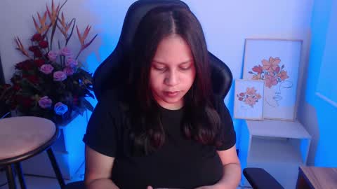 Snapshot of ambersmith98_ chatting on February 2025 05:57:02 PM Amber online show from February 2025 05:57:02 PM