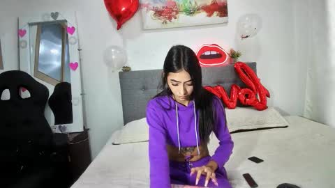 Amber  online show from February 2026 07:43:02 PM