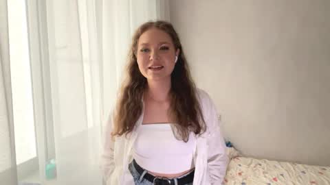 Snapshot of ameeteuscher chatting on May 2026 10:53:02 AM Mia online show from May 2026 10:53:02 AM