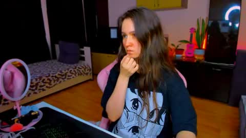 Snapshot of ameli_moon chatting on May 2026 03:31:02 PM Eileen online show from May 2026 03:31:02 PM