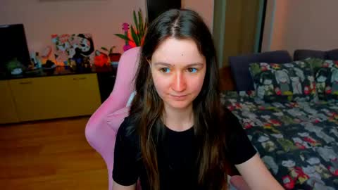 Snapshot of ameli_moon chatting on June 2026 05:37:02 PM Eileen online show from June 2026 05:37:02 PM