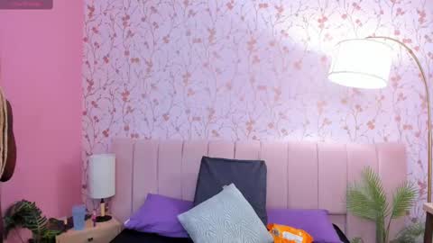 Amelia Adams online show from October 2025 03:54:01 PM