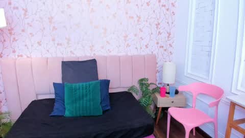 Amelia Adams online show from April 2026 12:00:02 PM