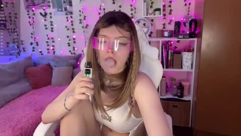 Snapshot of amelia_aley_ chatting on February 2025 09:05:02 AM Amelia Aley online show from February 2025 09:05:02 AM