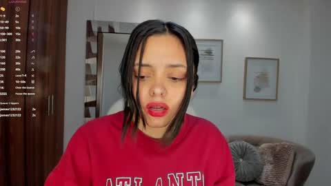Snapshot of amelia_cheerry chatting on January 2025 05:34:01 PM amelia online show from January 2025 05:34:01 PM