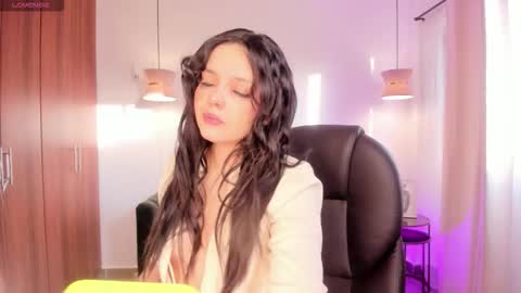Snapshot of amelia_cheerry chatting on September 2025 11:32:01 AM amelia online show from September 2025 11:32:01 AM