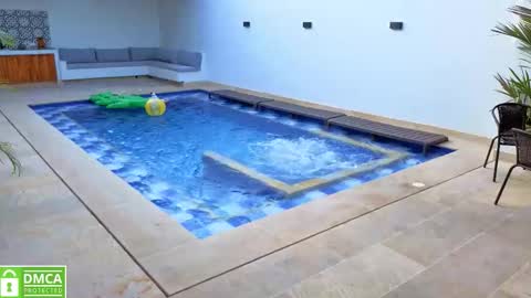 Snapshot of amelia_chillvibes chatting on November 2025 11:33:02 AM AMELIA online show from November 2025 11:33:02 AM