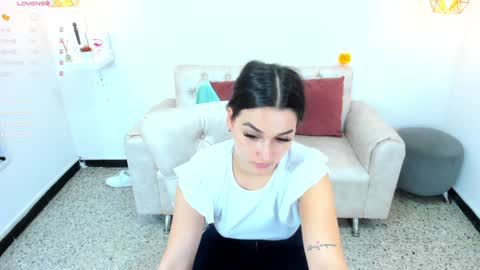 A M E L I A   online show from December 2024 09:44:01 AM