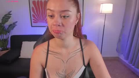 Snapshot of amelia_saenz_ chatting on July 2026 11:28:01 AM Amelia online show from July 2026 11:28:01 AM