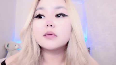 Snapshot of amelia_sunlight chatting on December 2024 02:13:01 AM Amelia online show from December 2024 02:13:01 AM