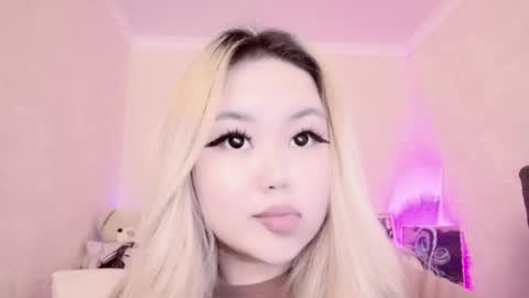 Snapshot of amelia_sunlight chatting on February 2025 01:24:01 AM Amelia online show from February 2025 01:24:01 AM