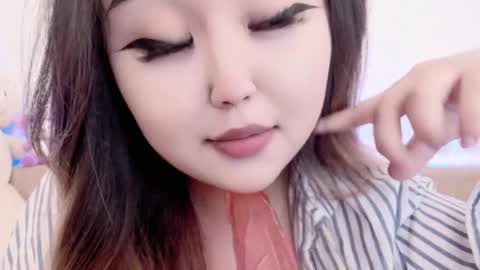 Snapshot of amelia_sunlight chatting on April 2026 05:13:02 PM Amelia online show from April 2026 05:13:02 PM